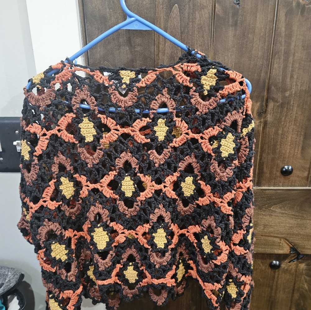 Reference Point Crochet Cropped Sweater. - Picture 7 of 8
